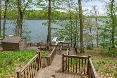 Image de Dog Friendly Escape w/ Dock & Fire Pit
