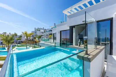 Image de Santa Barbara Heights Ii Clc - Luxury, private terrace pool, sea view