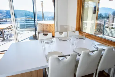 Image de Polybotte, appartement haut de gamme vue lac.