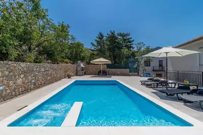 Magnifique maison de 2 chambres à.