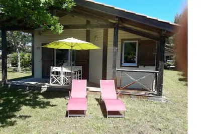 Image de Maison pour 4 personnes dans résidence 3* avec piscines près du lac, wifi