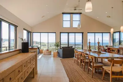 Image de Excelsa- sweeping valley/ocean views