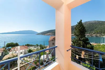 Image de Natassa Apartments, 2 Bedrooms 30m from sea