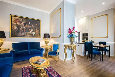 Image de Elegant 2br/2ba next to Spanish Steps | 110sqm | Elevator | Washer/Dryer