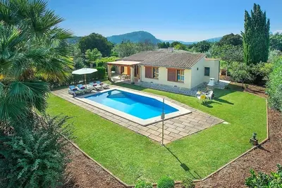Villa Almendra Boi, Mallorcan country house with modern touches