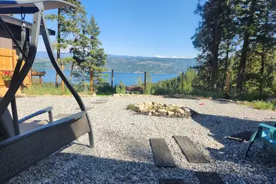 Image de Mystic Lakeview Escape: Embrace nature's beauty & wildlife from mountain heights