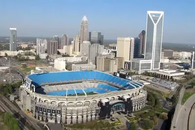 Image de Condo in walking distance to the Wells Fargo Golf Tournament!