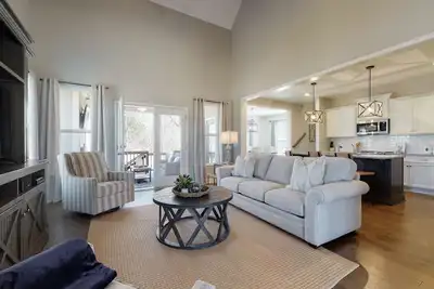 Image de Charming Lake House on Tim's Ford Lake