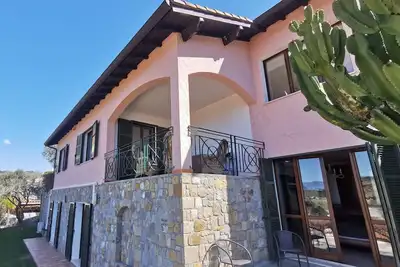 Image de \"Villa Riviera\" Between sea view + mountain view with pool + Bbq terrace near the coast!