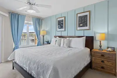 Image de Miramar 245-2b - Updated Waterfront Condo!