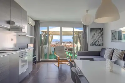 Image de Homeabout La Merced Duplex 18 (2br 2bt)