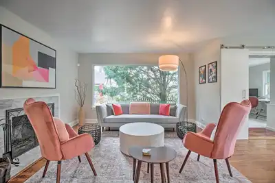 Image de Home w/ Office + Yard: 25 Mi to Downtown Chicago!