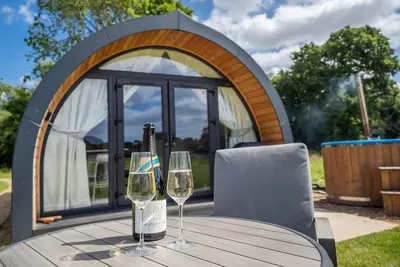 Image de Swallowtail - sleeps 2 guests  in 1 bedroom