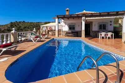 Image de Maison de vacances avec piscine privée pour 4 personnes env. 85 qmà Frigiliana, Andalousie (Costa del Sol)