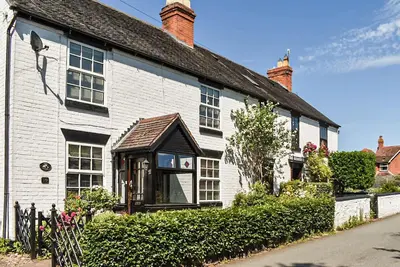 Image de A wonderful three bedroom cottage sleeping six.