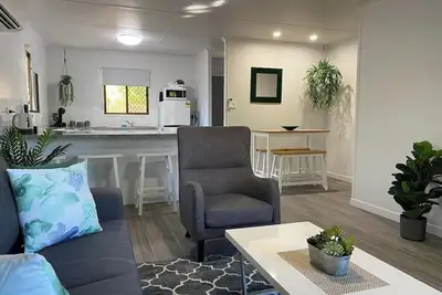 Image de Ocean Breezes with Leafy View with Wi-fi