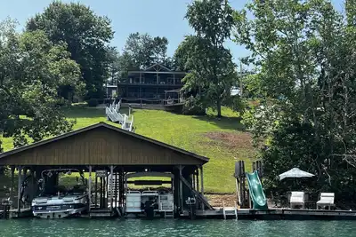 Image de BuschwoodBoatClub-Cozy home-sleeps 10-highspeed WiFi- Remodeled-Year Round Water