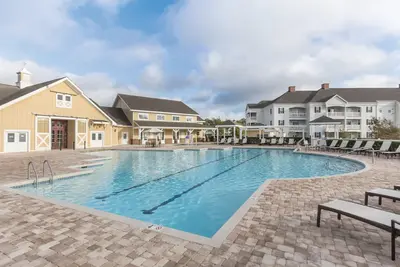 Image de Local Host! 2 Br Governor's Green Resort - Near Busch Gardens + Historic Sites!