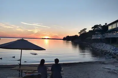 Image de Walk to beach, lovely large 2bdrm 2bath by lake, \"Kingsmill on the James\"