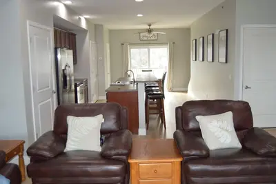 Image de Grafton Escape #2 - River views! Pool! Walking distance to bars/restaurants