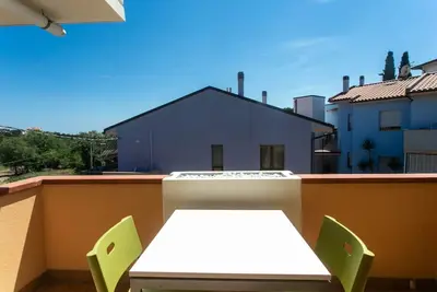 Image de S232 - Sirolo, delightful two-room apartment with terrace