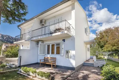 Image de Apartment Jadranka with garden and barbeque