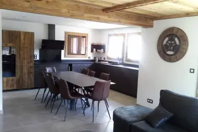 Image de Chalet individuel 130 M2 10 Pers. plein sud 4 chambres 400 M des Rm et de l'Esf
