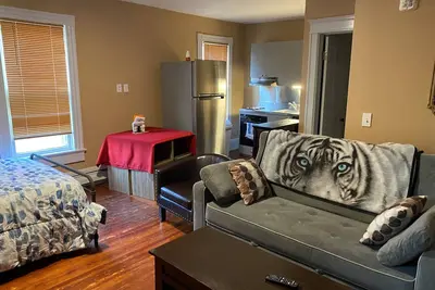 Image de Apt 2a Lake Bomoseen Inn “The Dog” with boat slip.