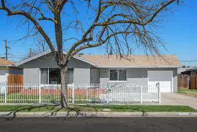 Image de Newly Renovated 4b/2Bth Great Spot for Work or Fun