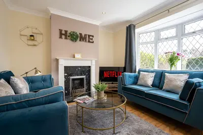 Image de ♥ Elegant house with large garden and outdoor furniture near Nec, Jlr, Solihull