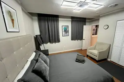 Image de Downtown Albany 1 Bed + Workstation @ Maiden Lane