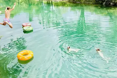 Image de Crystal Clear Frio River with a deep swimming hole!