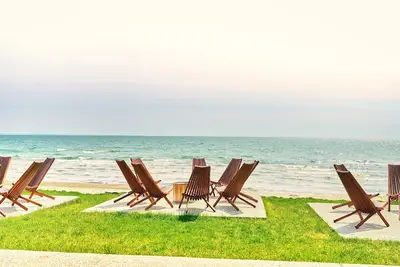 Image de Suite 213: Beautiful 3-Bedroom Beachfront Townhouse