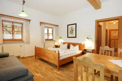 Image de Vacation apartment \"Innenhof\" with terrace - feel good and relax in the Bavarian Forest