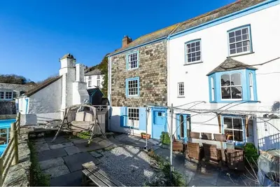 Image de Polperro House. Sleeps 10. 2 parking spaces, dog friendly, stunning sea views