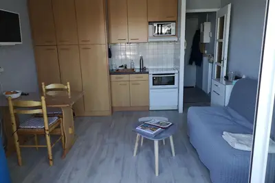 Image de Joli appartement avec chambre séparée et grande loggia à 200m de la plage