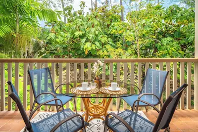 Image de Waikomo Stream Villas 122 Fish Pond View, New Ac, Walk to Beach and Shopping!