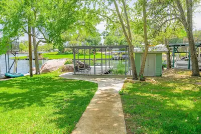 Image de Hidden Harbor-Lakefront on Secluded Cove w/Dog Run