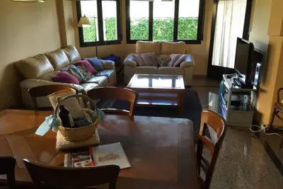 Image de Spacious house (full rental), large terrace with views of the mountains, swimming pool
