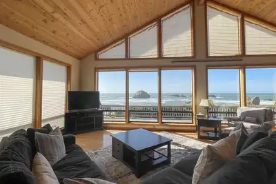 Image de Ocean View at Face Rock: Stunning view of Face Rock with 4 bedrooms & 4 baths