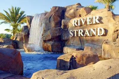 Image de Luxury 2 Br/2 Ba Country Club Condo!