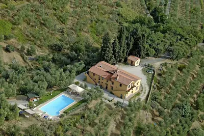 Image de Grande maison en plein coeur de la Toscane 10-14 personnes-ultrapanorama piscine