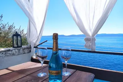 Image de Old, stone 2 floor house above the sea-Najka