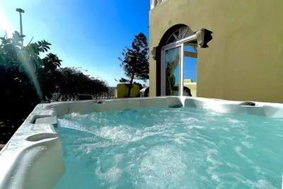 amazing view el Medano villa in with jacuzzi