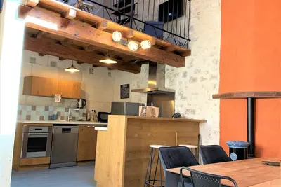 Image de Maison de charme dans le centre historique d'Arles Wifi Clim 6 pers