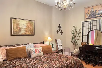 Image de 118 B&B - Center of Historic Downtown Natchez Listed Instant Book on