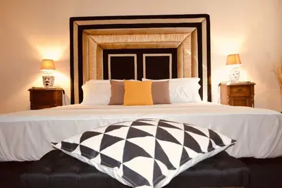 Image de Neaiton Suite