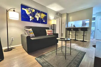 Image de Cozy Apartment Near Abi Airport, Hendrick and Acu