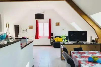 Image de ☆ Maison de 72m2 / Garage et jardin / Centre-ville ☆