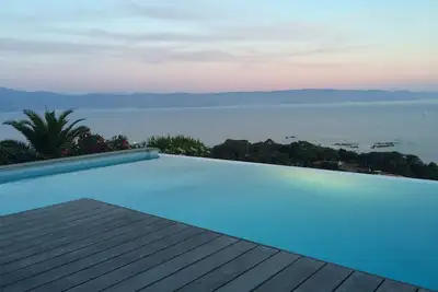 Image de Luxueuse Villa Avec vue Panoramique sur le Golfe D'ajaccio